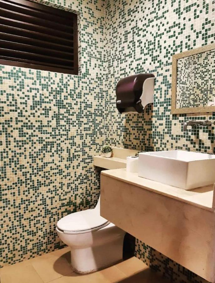 Hotel Villas Segovia Плая-дель-Кармен Экстерьер фото