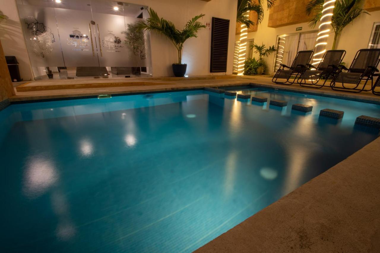 Hotel Villas Segovia Плая-дель-Кармен Экстерьер фото
